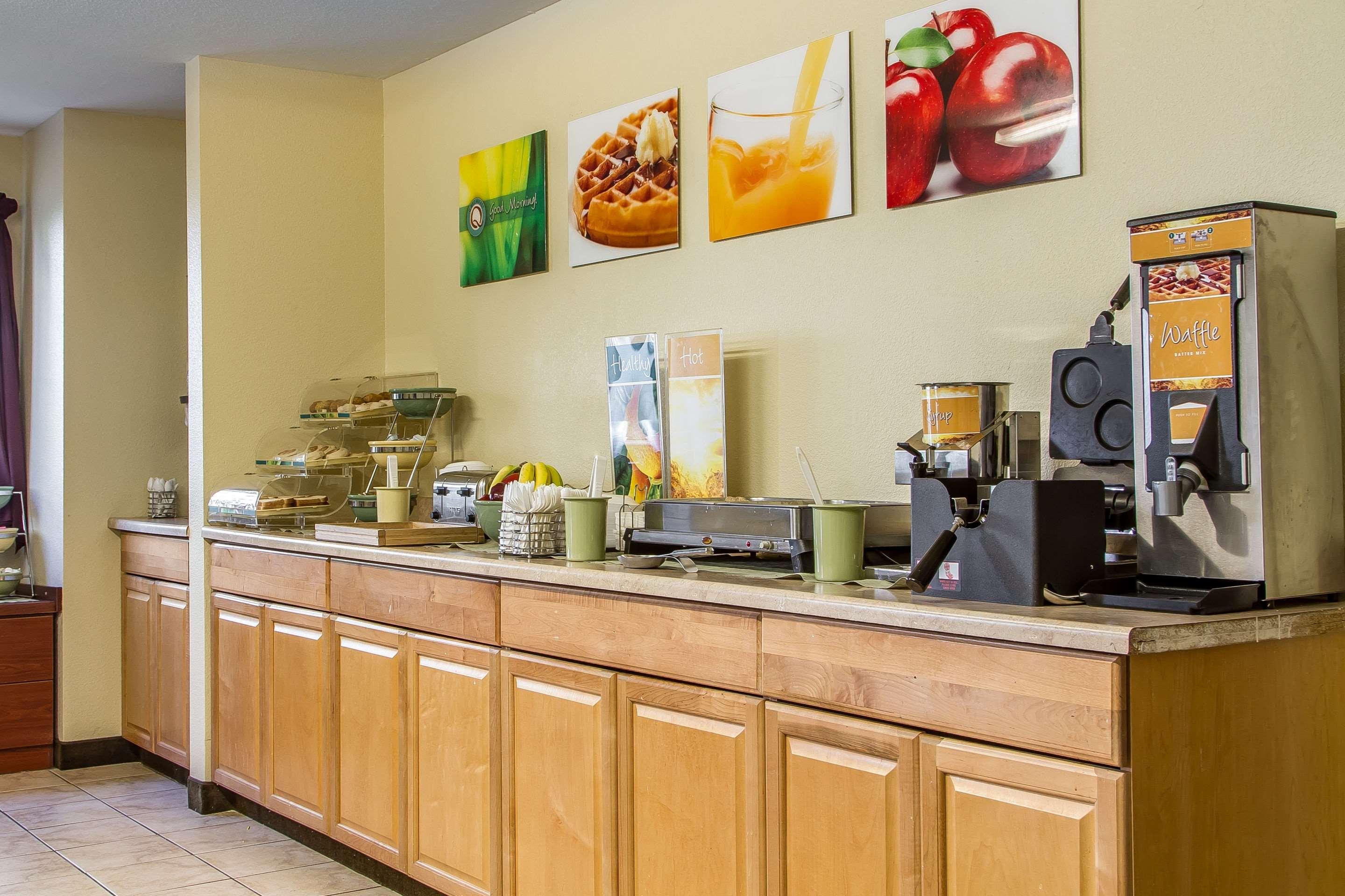 Quality Inn & Suites Santa Rosa Extérieur photo