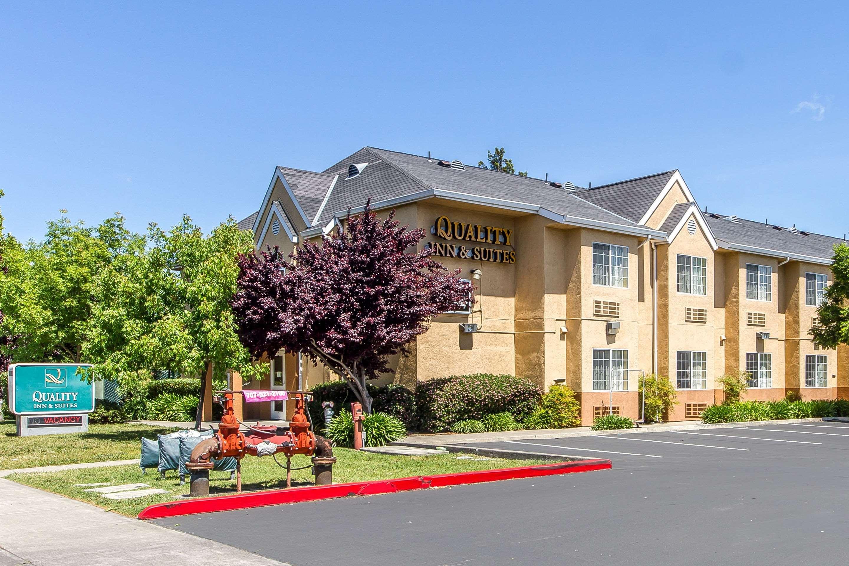 Quality Inn & Suites Santa Rosa Extérieur photo