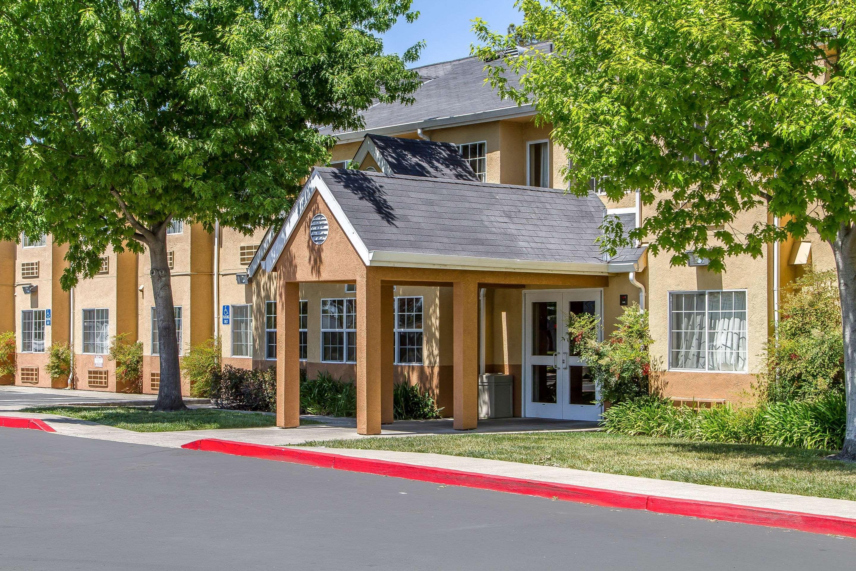 Quality Inn & Suites Santa Rosa Extérieur photo