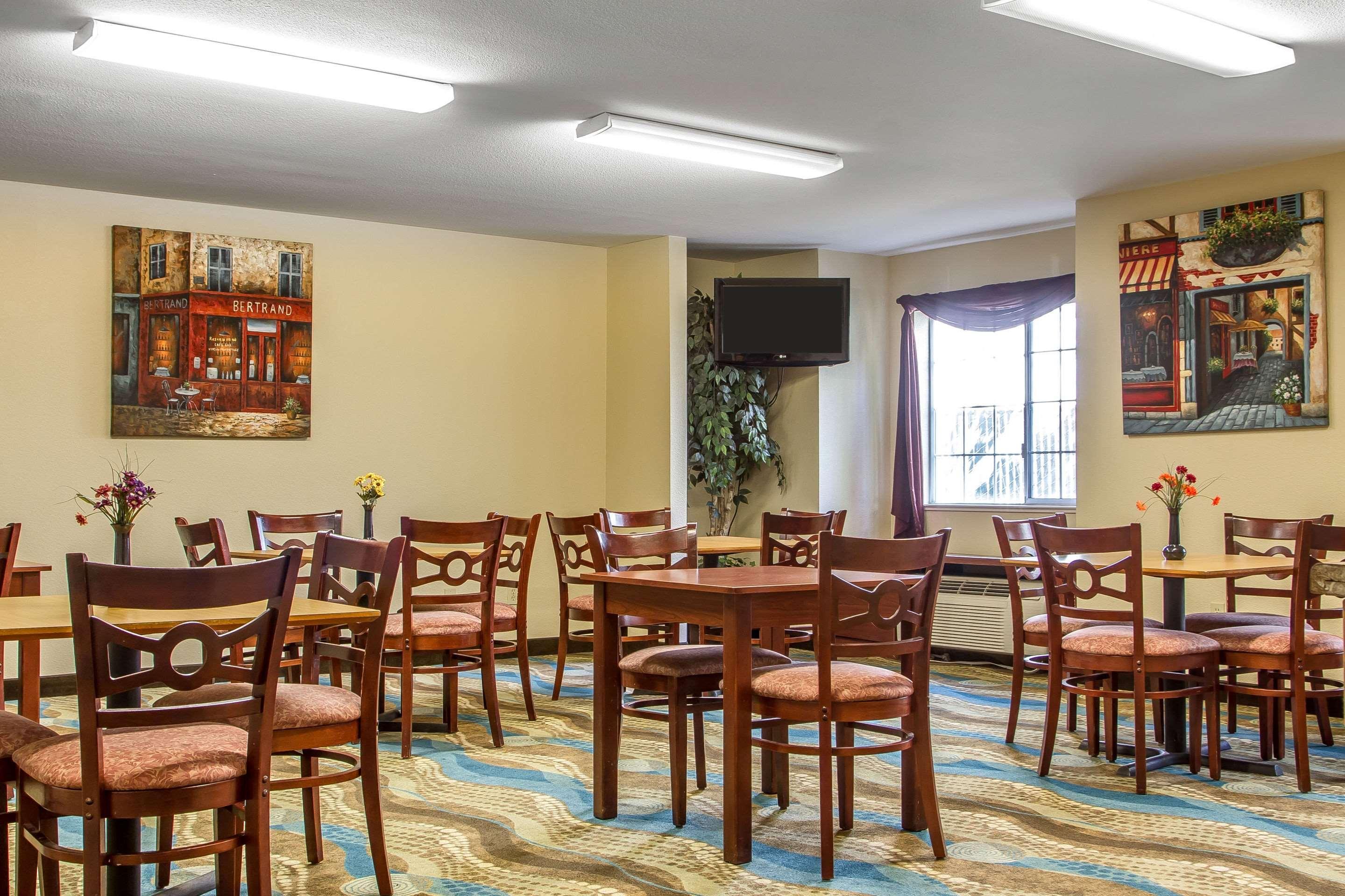 Quality Inn & Suites Santa Rosa Extérieur photo