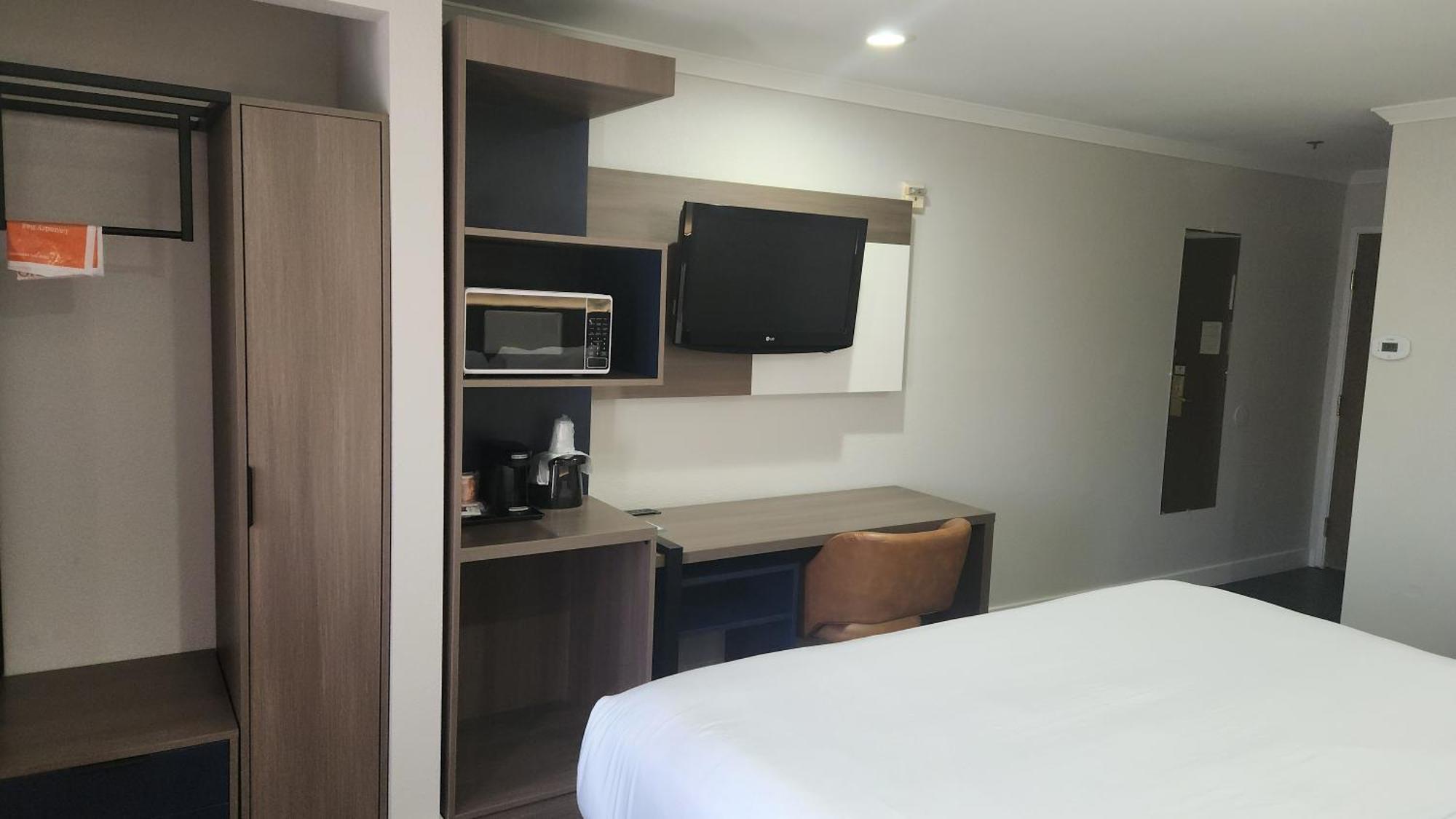 Quality Inn & Suites Santa Rosa Extérieur photo