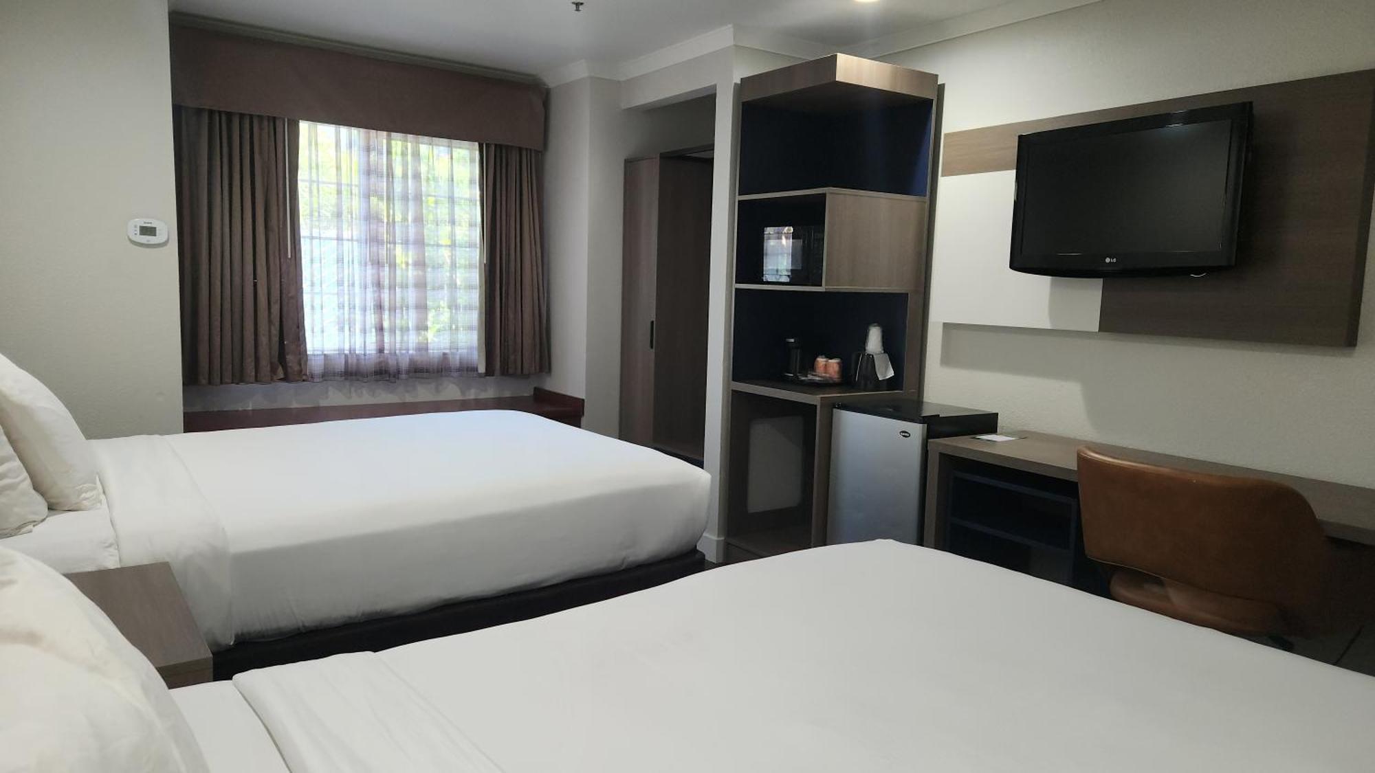 Quality Inn & Suites Santa Rosa Extérieur photo