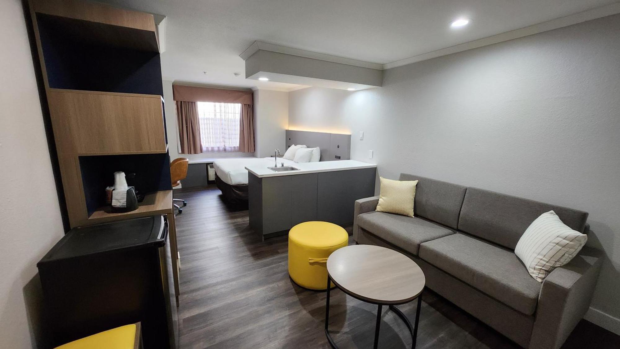 Quality Inn & Suites Santa Rosa Extérieur photo