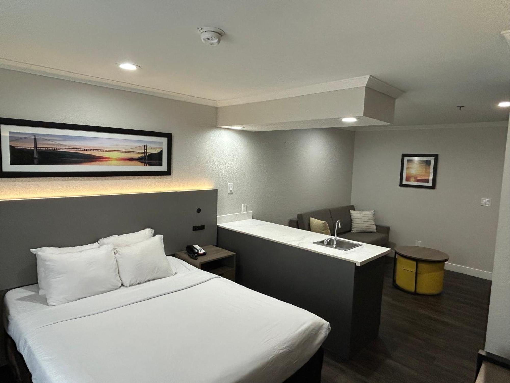 Quality Inn & Suites Santa Rosa Extérieur photo